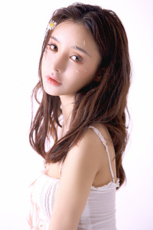 我和小表妺在车上的乱H